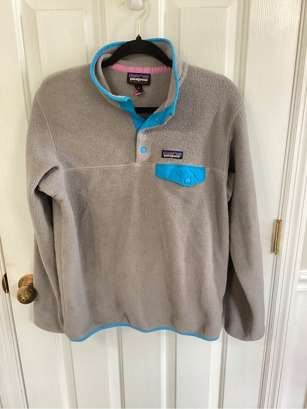 Patagonia Synchilla Medium Lightweight Snap T Fleece Gray Womens
